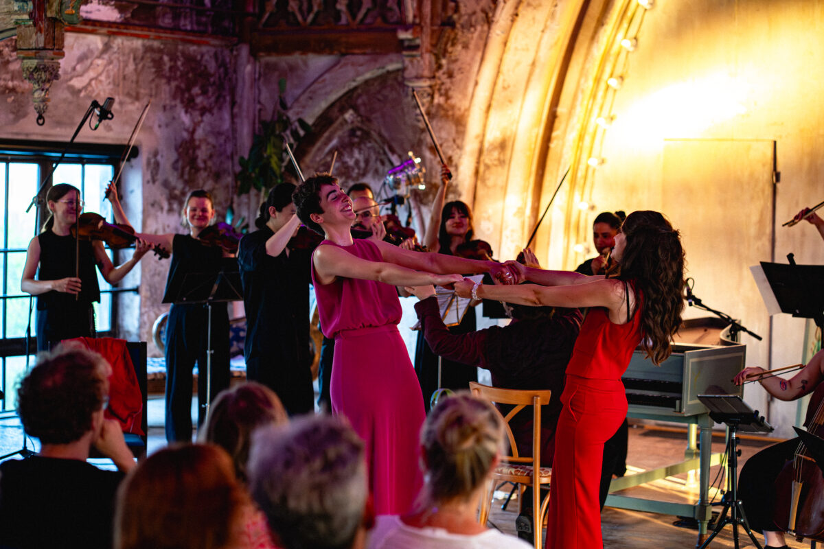 Rita Fernández en Anna-Julia David met Camerata Utricia Foto Petra Nuria