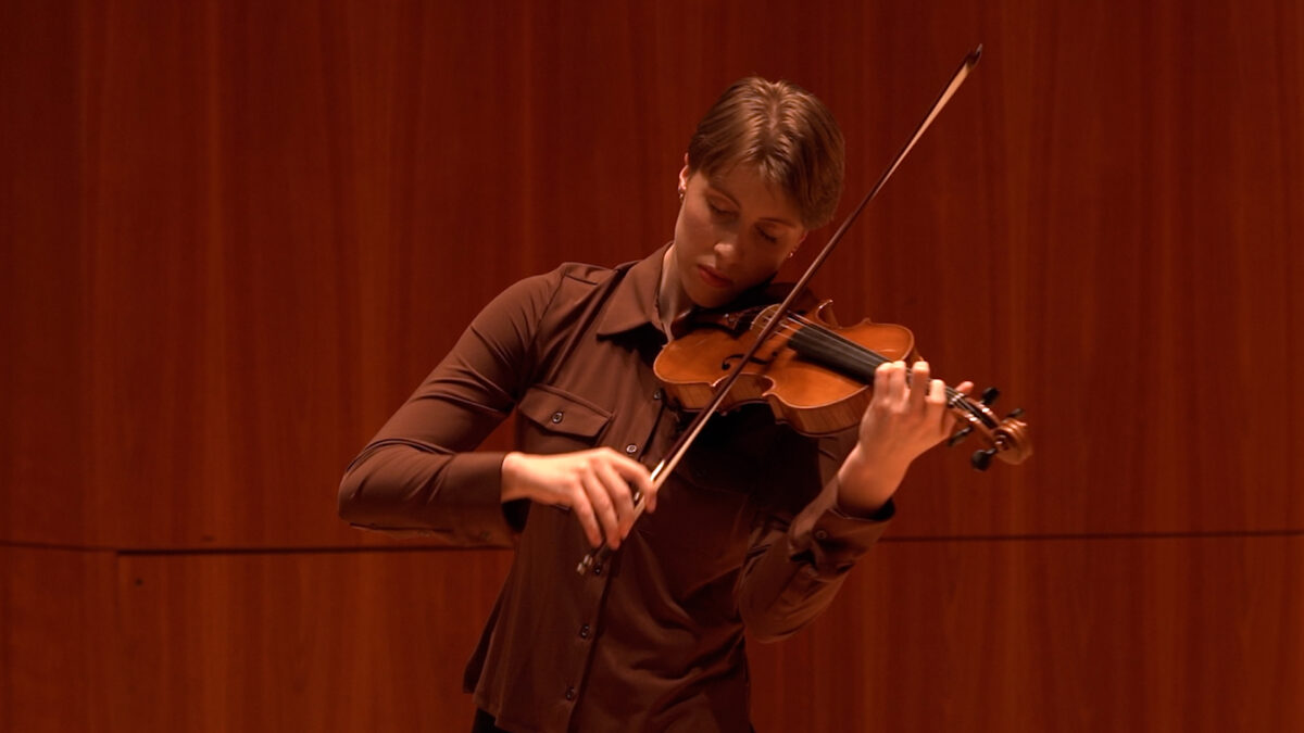 Bach Sonata 3 Andante.00_50_47_23.Still003